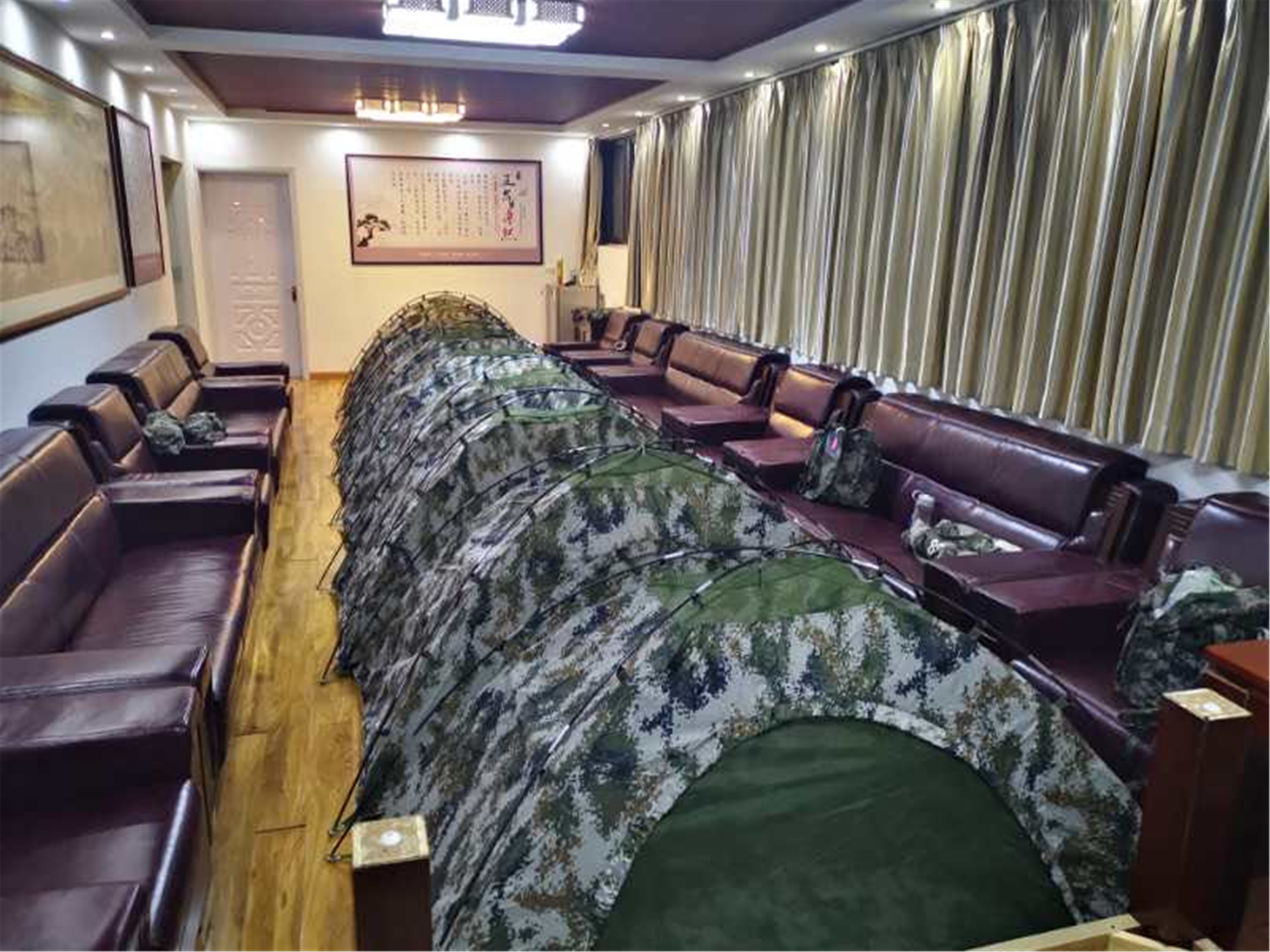 許昌服務(wù)區(qū)接待部隊(duì).jpg 許昌服務(wù)區(qū)接待部隊(duì).jpg