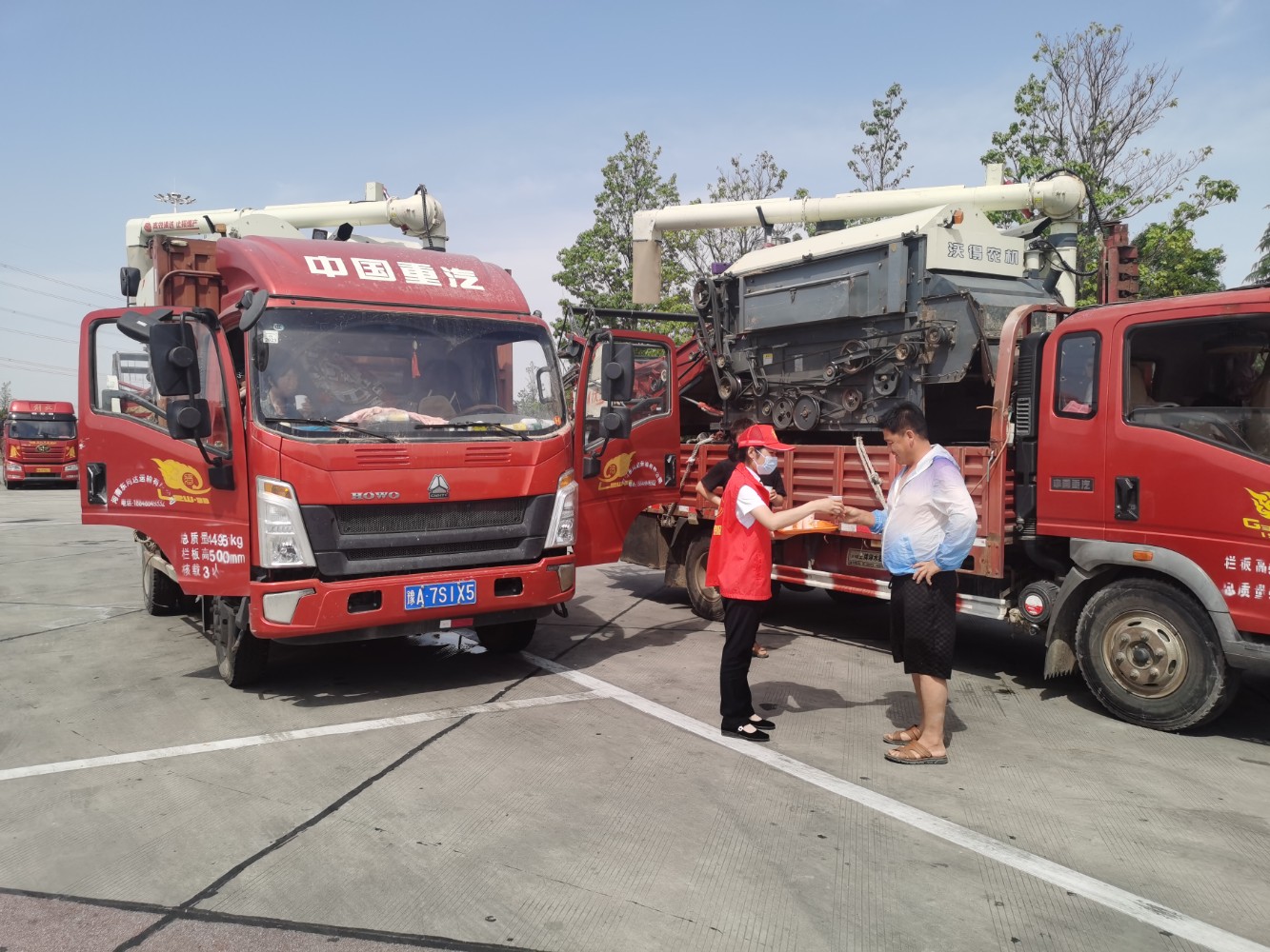 安陽服務區(qū)跨區(qū)機收接待服務站 (3).jpg